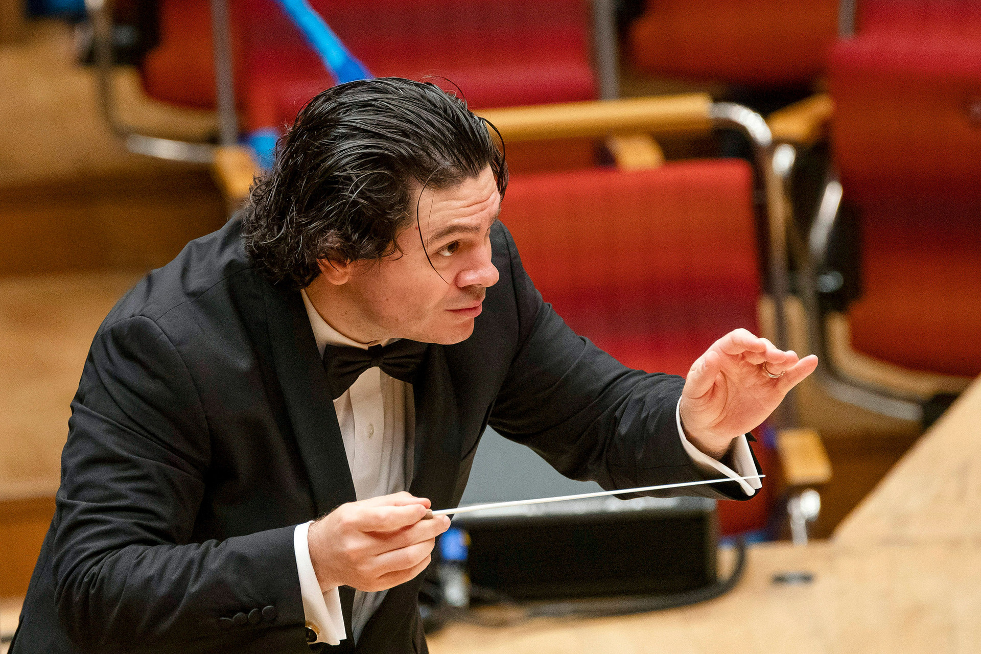 Chefdirigent des WDR Sinfonieorchesters: Cristian Măcelaru © ZDF/WDR/Thomas Kost


