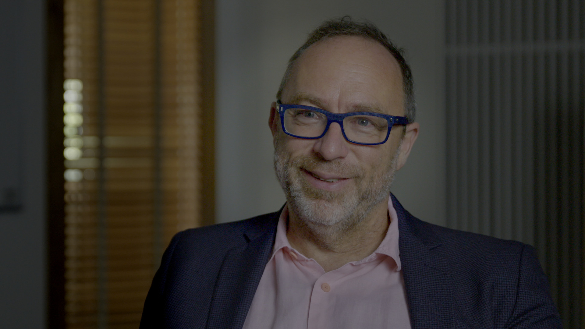 Jimmy Wales, Mitbegründer der Wikipedia, äußert sich über das große Potential seines Projekts und das, was verbessert werden müsste.
© ZDF/Susanna Salonen