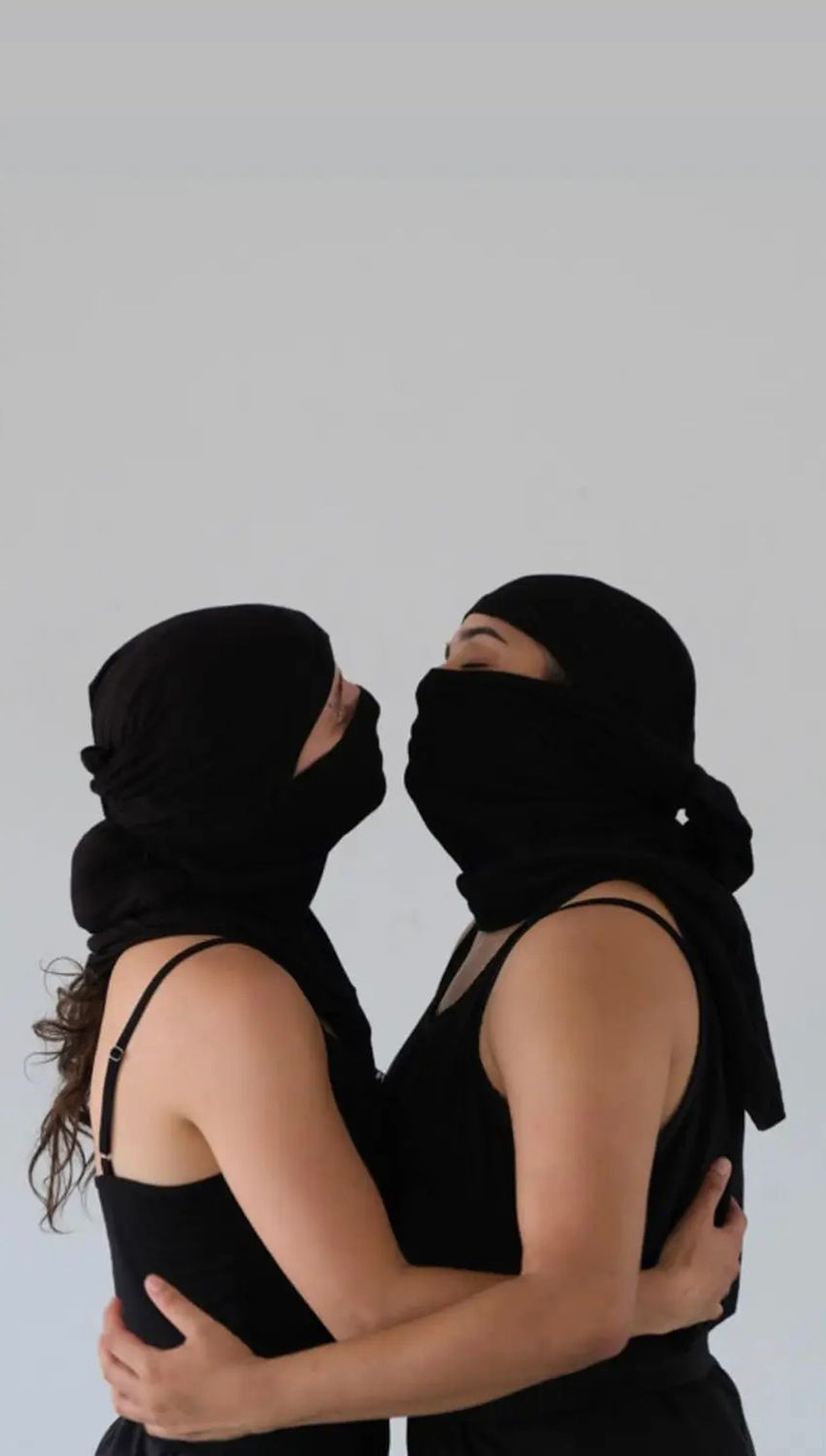 Tanz aus Israel bedeutet auch auch Aggressivität und in zunehmendem Maße Politik. Hier das Duo CHE © ZDF und Thomas Frischhut.
