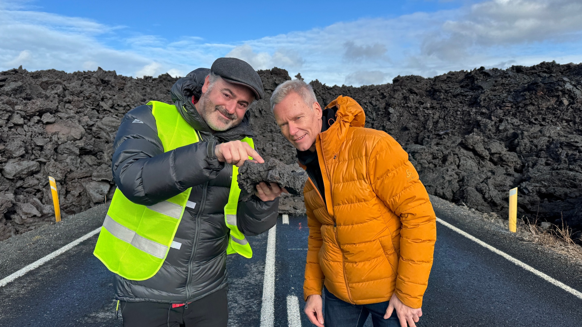 Magma hat die Erde geformt und doch sind seine Eigenschaften weitgehend unbekannt © ZDF und Florian Kössl Magma hat die Erde geformt und doch sind seine Eigenschaften weitgehend unbekannt © ZDF und Florian Kössl