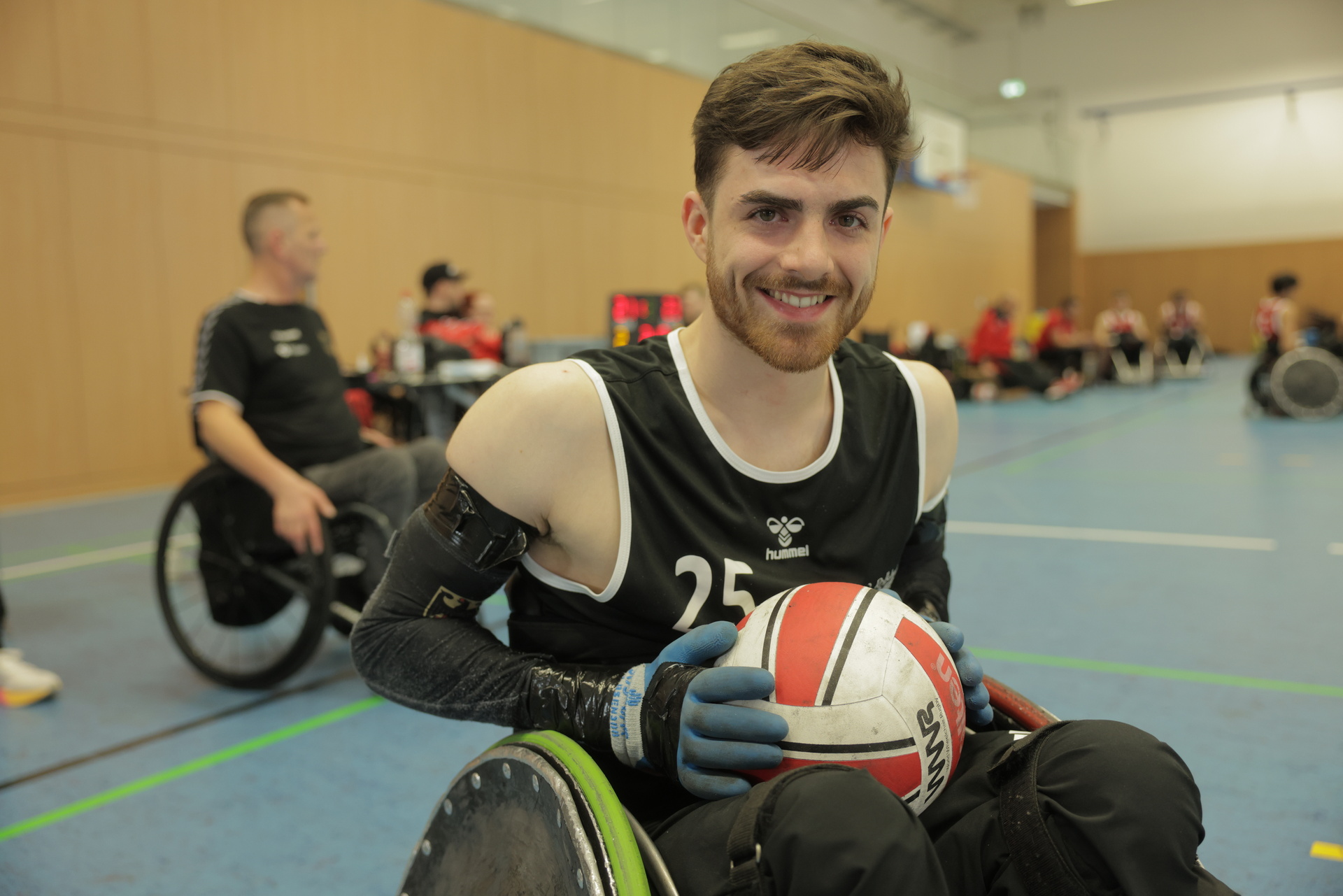 Moritz Brückner spielt in der Rollstuhlrugby-Nationalmannschaft und ist Speaker zum Thema Inklusion © ZDF/Marc Francke Moritz Brückner spielt in der Rollstuhlrugby-Nationalmannschaft und ist Speaker zum Thema Inklusion © ZDF/Marc Francke