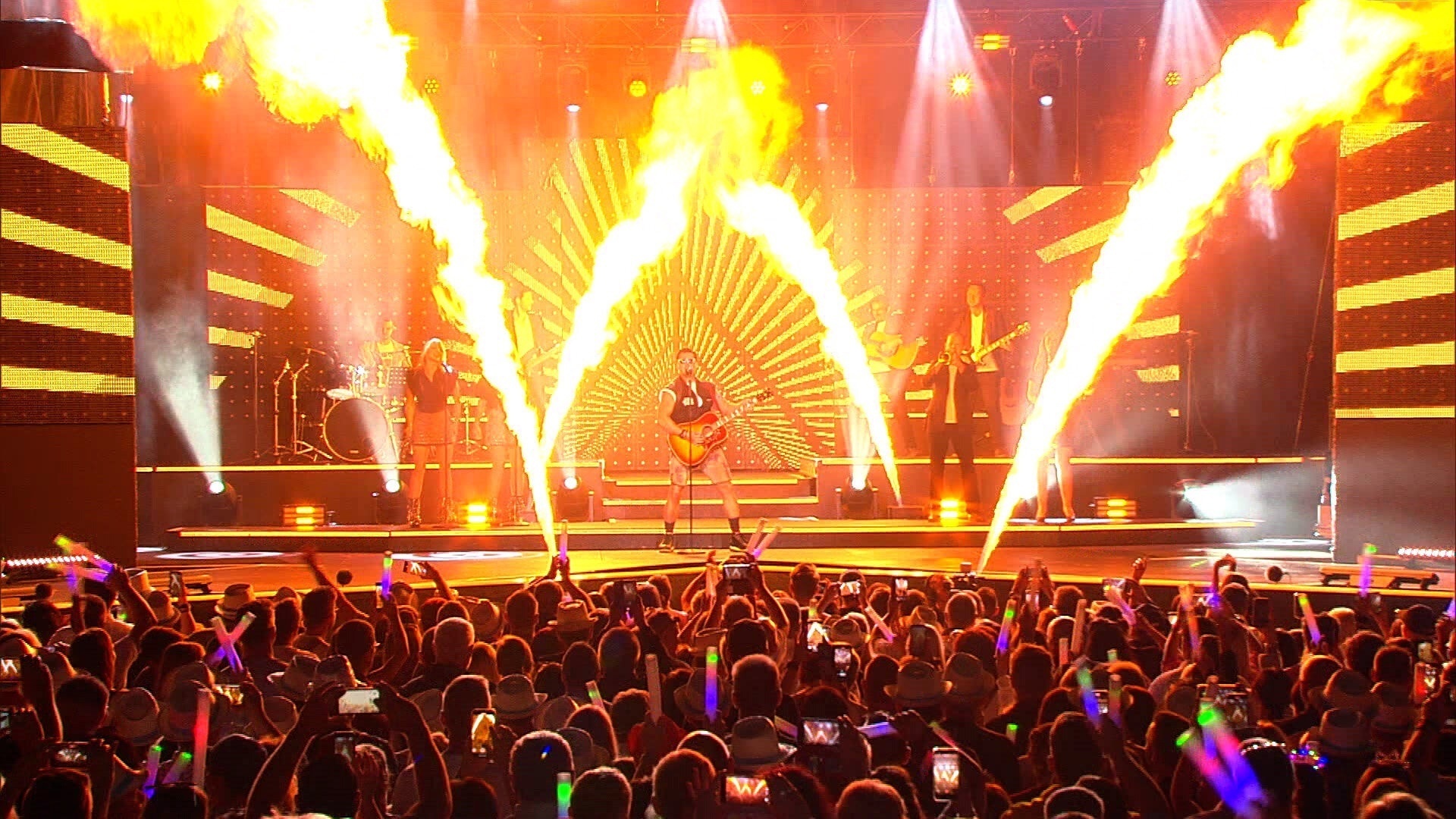 Andreas Gabalier bei der Starnacht
© Honorarfrei - nur für diese Sendung bei Nennung ZDF und ORF/Constanze Grießler Andreas Gabalier bei der Starnacht
© Honorarfrei - nur für diese Sendung bei Nennung ZDF und ORF/Constanze Grießler