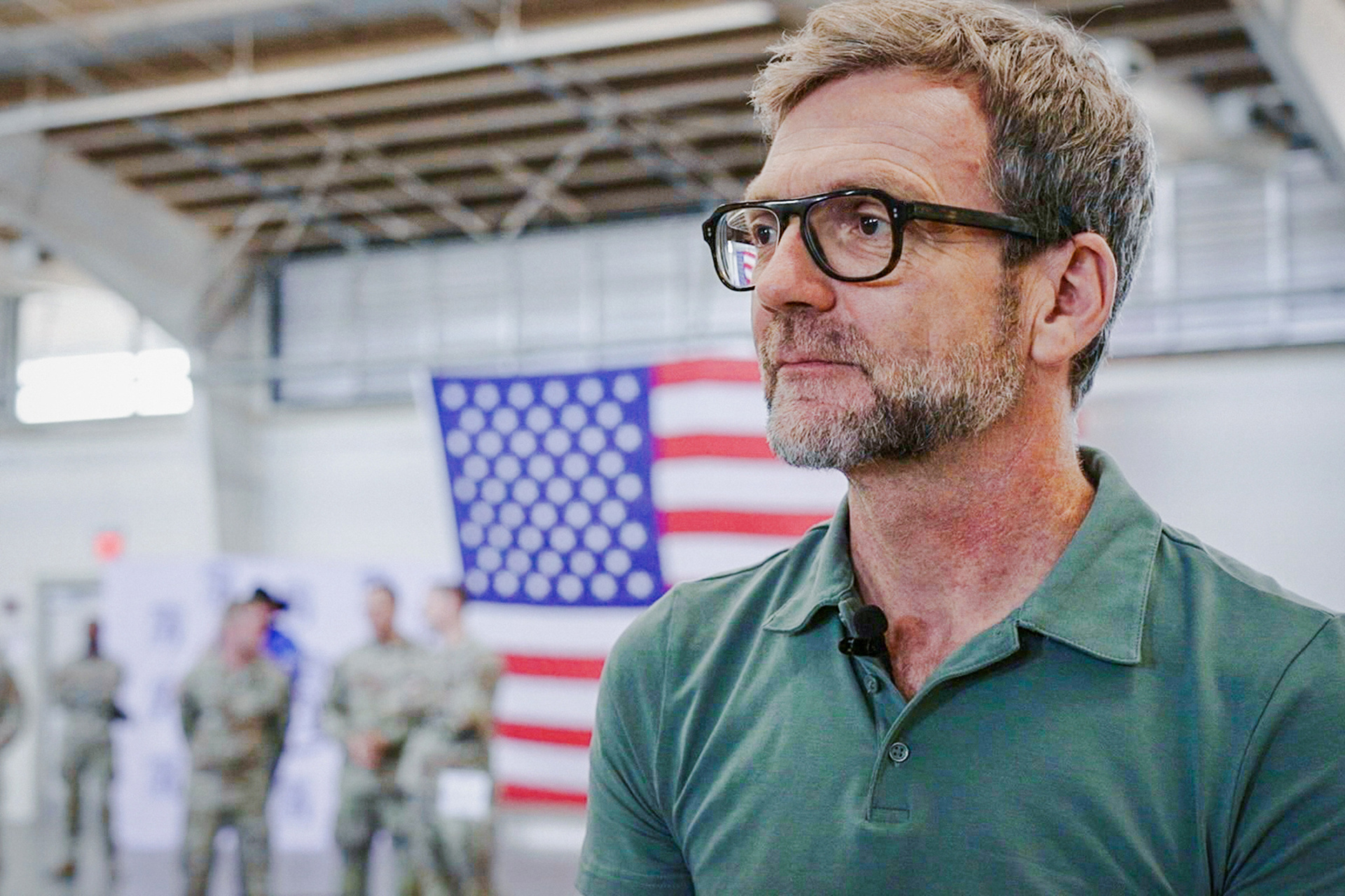 Fünf Jahre nach seiner Heimkehr ist der ehemalige USA-Korrespondent Peter Düggeli wieder unterwegs in den Vereinigten Staaten.

© ZDF und SRG, SSR.