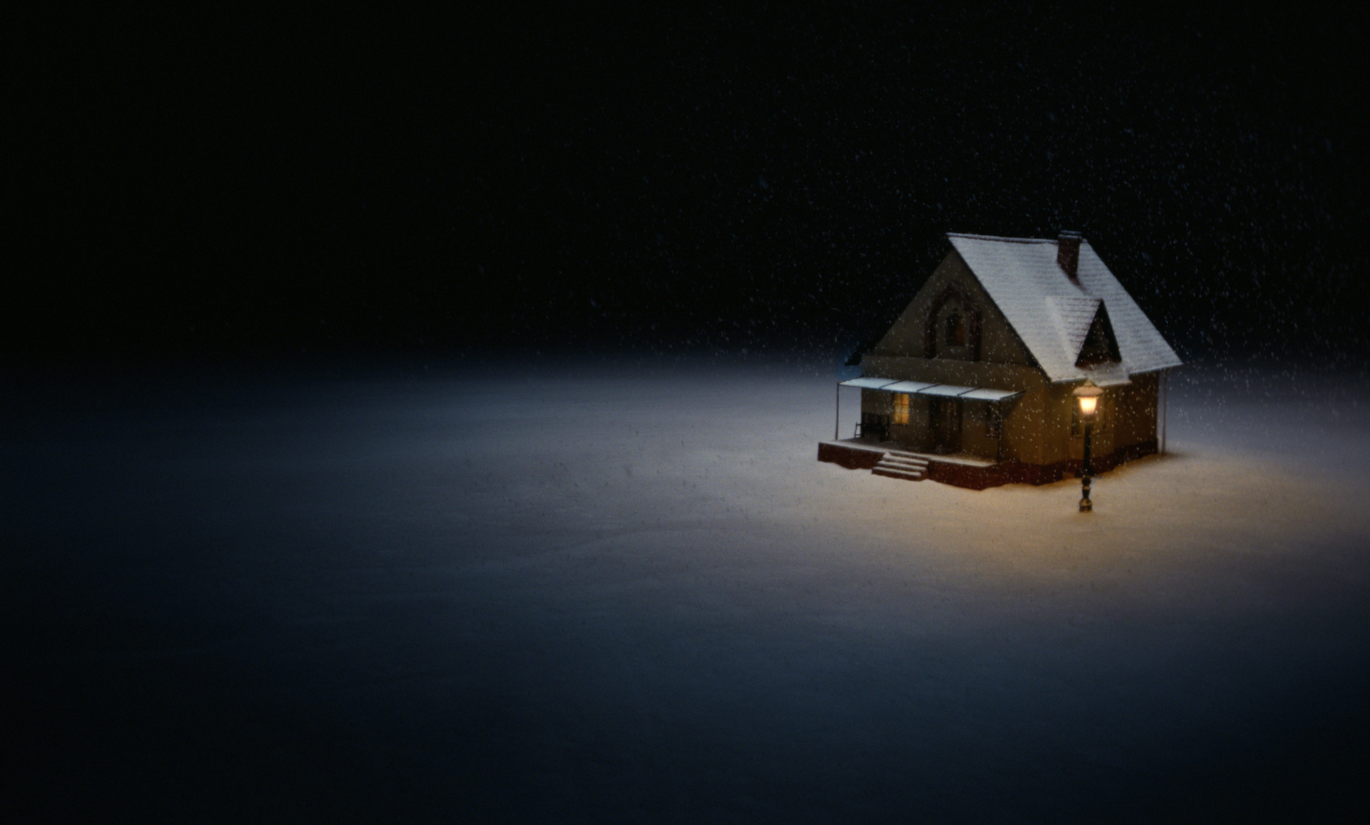 Das Haus von Sabine und Bernard steht einsam und tief verschneit.
© ZDF und Annemarie Chladek. Das Haus von Sabine und Bernard steht einsam und tief verschneit.
© ZDF und Annemarie Chladek.